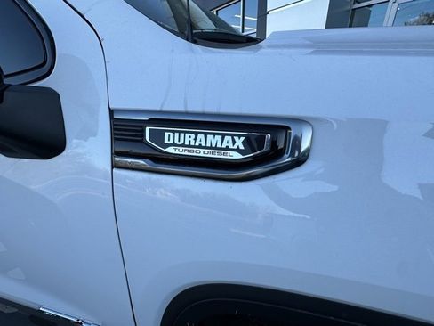 New 2026 GMC Sierra 1500 AT4 w/ AT4 Premium Package image 3