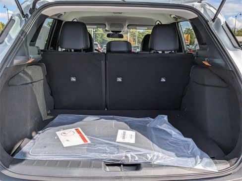 New 2026 Nissan Kicks SR w/ Cold Weather Package image 19