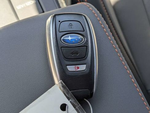 Used 2024 Subaru Crosstrek 2.5i Limited AWD/4WD image 35