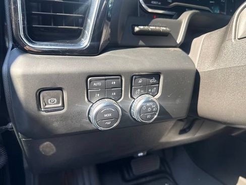 Used 2024 GMC Sierra 2500 Denali w/ Denali Reserve Package AWD/4WD image 15