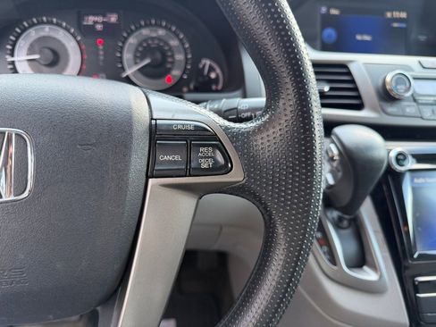 Used 2016 Honda Odyssey EX image 16