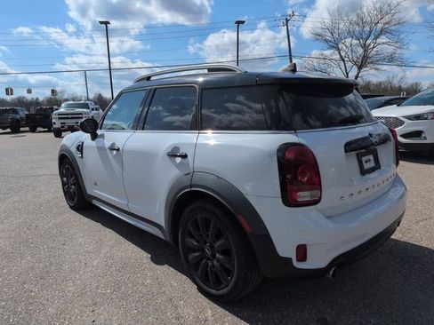 Used 2019 MINI Cooper Countryman S w/ Premium Package image 17