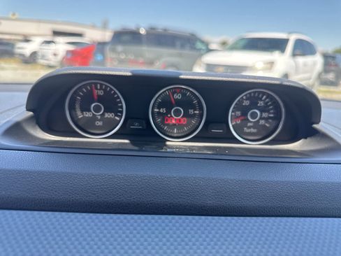 Used 2012 Volkswagen Beetle Turbo FWD image 21