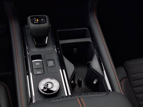 New 2026 Nissan Pathfinder Rock Creek AWD/4WD image 19