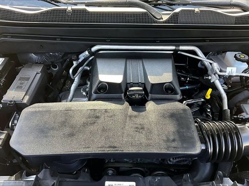 Used 2025 GMC Canyon Elevation w/ Convenience Package RWD image 32