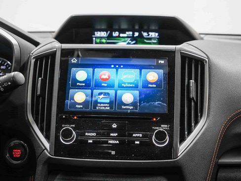 Used 2020 Subaru Crosstrek 2.0i Limited w/ Moonroof Package w/Navigation image 16