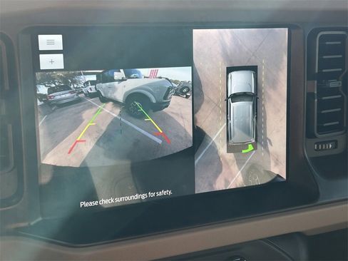 Used 2023 Ford Bronco Wildtrak image 37