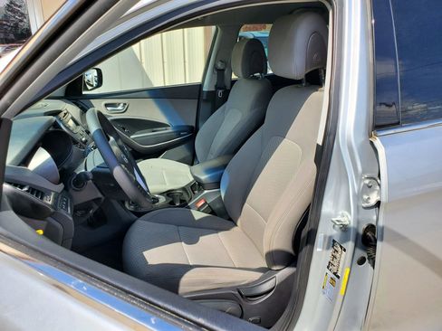 Used 2016 Hyundai Santa Fe Sport image 24
