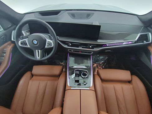 Used 2024 BMW X7 M60i w/ Executive Package AWD/4WD image 20