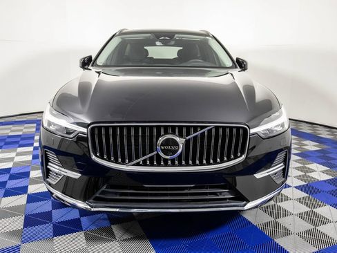 Used 2023 Volvo XC60 B5 Plus w/ Protection Package Premier FWD image 3