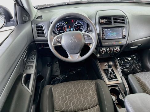 Used 2024 Mitsubishi Outlander Sport ES AWD/4WD image 20