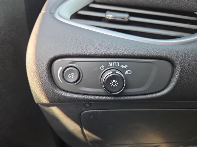 Used 2025 Chevrolet Malibu LT FWD image 25