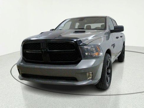 Used 2022 RAM 1500 Express w/ Ceramic Grey Express Package AWD/4WD image 2