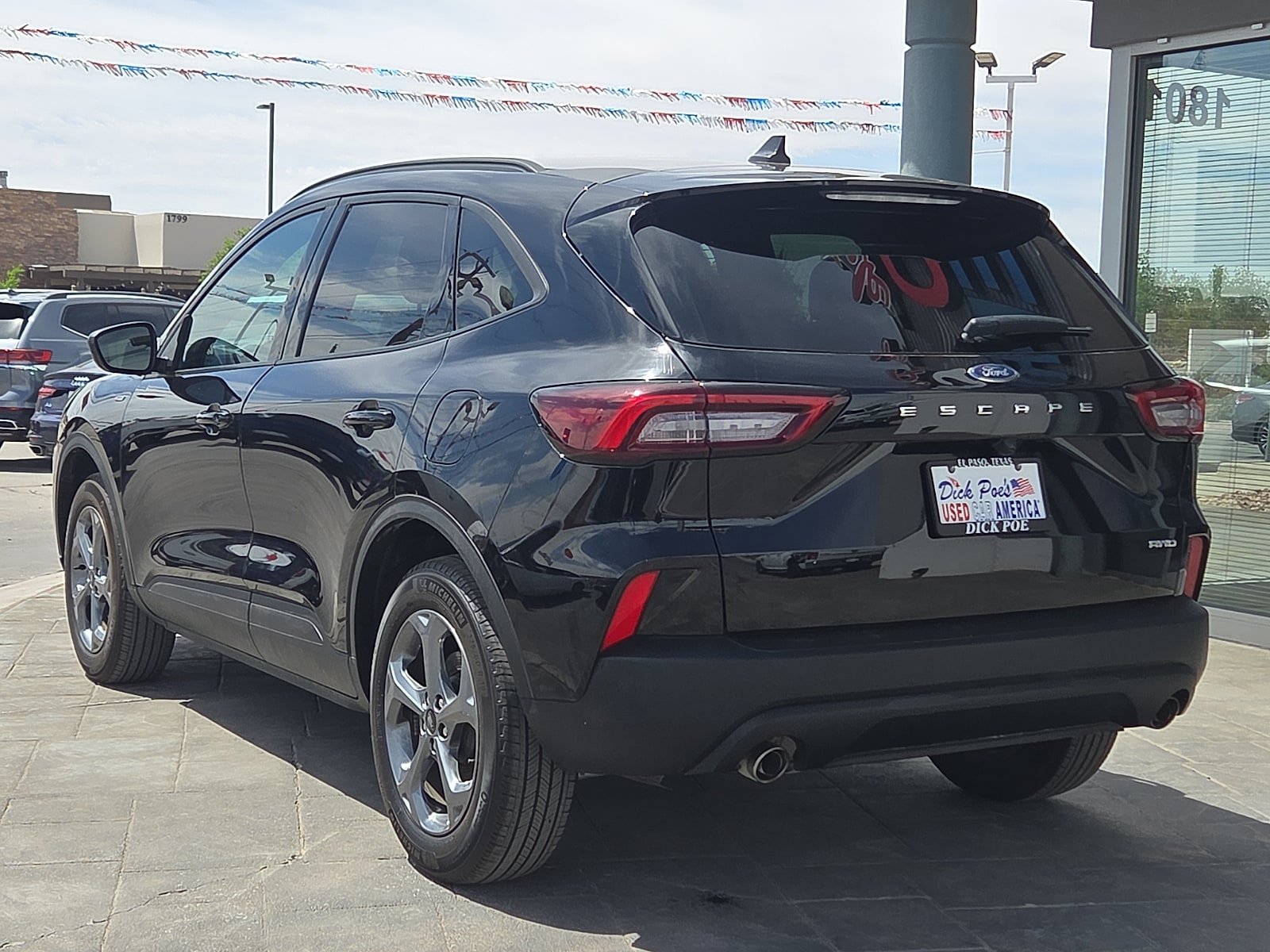 Used 2025 Ford Escape ST-Line AWD/4WD image 4