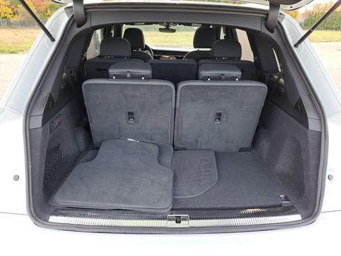 Used 2021 Audi Q7 3.0T Prestige image 28
