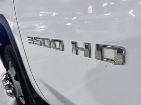 Used 2024 Chevrolet Silverado 3500 LT w/ Convenience Package AWD/4WD image 20