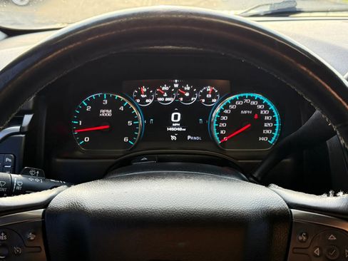 Used 2018 Chevrolet Tahoe Premier image 33