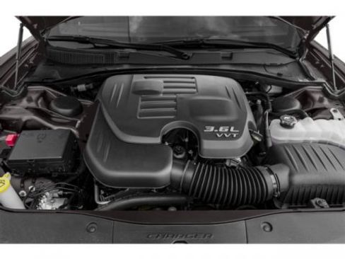 Used 2015 Dodge Charger SXT w/ Plus Group image 16