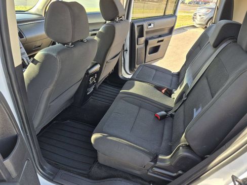 Used 2016 Ford Flex SE image 12