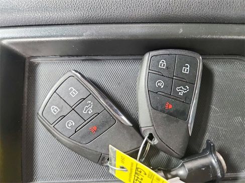 Used 2025 Chevrolet Silverado 1500 Custom image 30