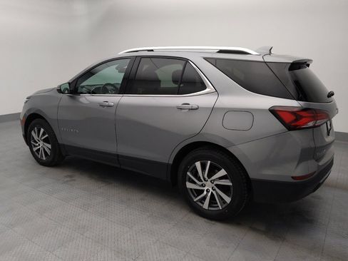 Used 2024 Chevrolet Equinox Premier AWD/4WD image 3
