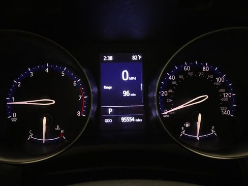 Used 2021 Toyota C-HR LE FWD image 21