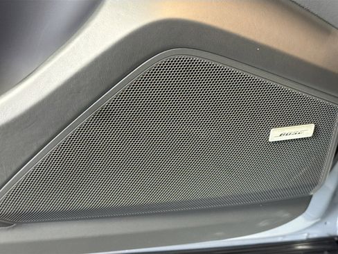 Certified 2025 Porsche Cayenne Coupe image 12