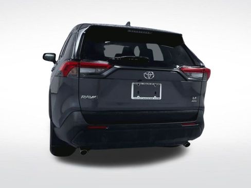 Certified 2023 Toyota RAV4 LE image 21