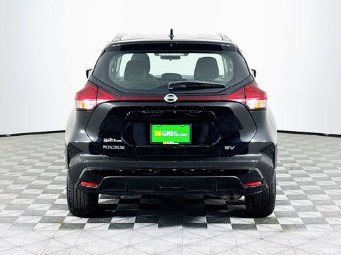 Used 2021 Nissan Kicks SV image 8