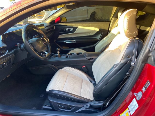 Used 2024 Ford Mustang GT RWD image 10