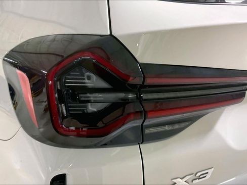 Certified 2024 BMW X3 sDrive30i w/ M Sport Package image 26