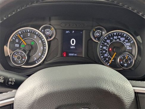 Used 2022 RAM 1500 Big Horn image 16