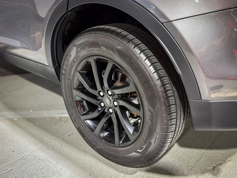 Used 2019 Land Rover Discovery Sport SE AWD/4WD image 5