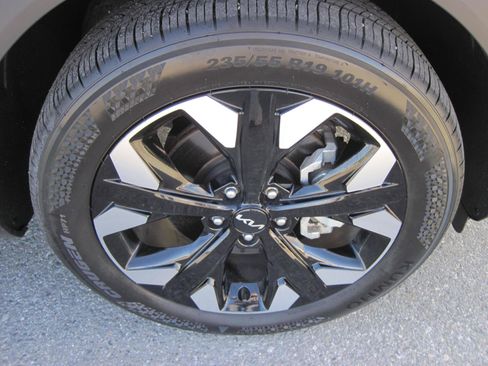 Used 2023 Kia Sportage X-Line w/ X-Line Premium Package AWD/4WD image 7
