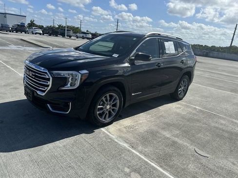 Used 2024 GMC Terrain SLT AWD/4WD image 20