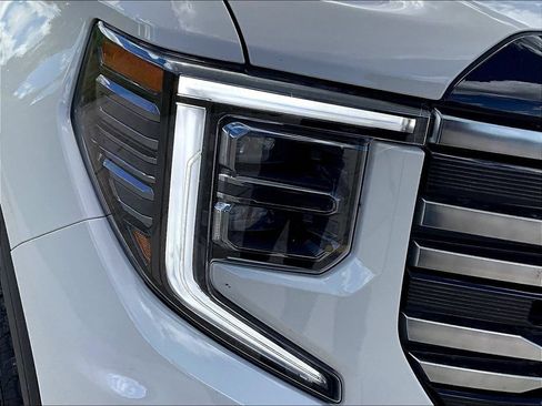New 2026 GMC Sierra 1500 AT4 w/ AT4 Premium Package AWD/4WD image 34