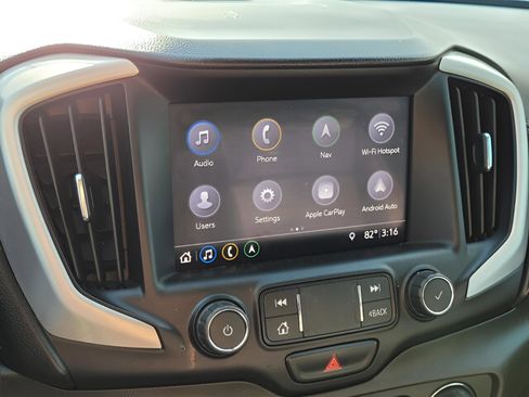 Used 2019 GMC Terrain SLT w/ Preferred Package image 28