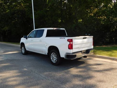 Used 2021 Chevrolet Silverado 1500 LT w/ Bed Protection Package AWD/4WD image 3