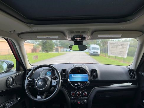 Used 2022 MINI Cooper Countryman S FWD image 5