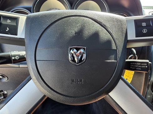 Used 2009 Dodge Challenger R/T image 22