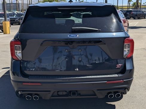 Used 2022 Ford Explorer ST w/ Equipment Group 401A RWD image 3