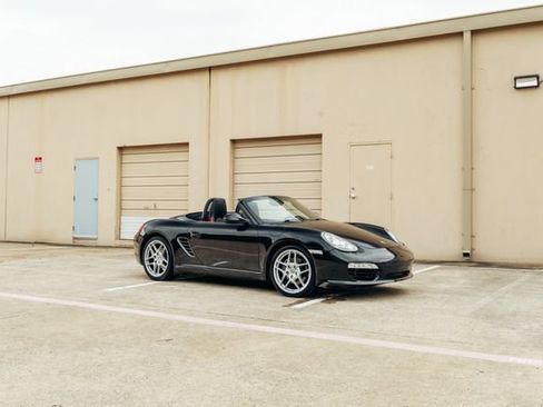 Used 2011 Porsche Boxster RWD image 15