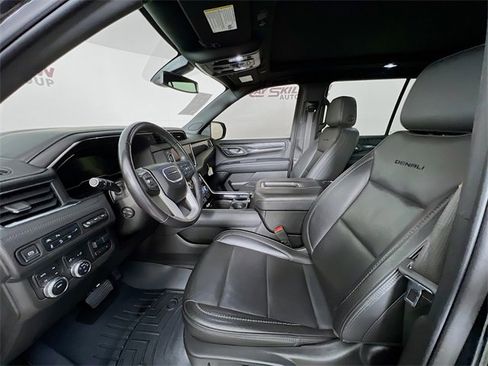 Used 2022 GMC Yukon Denali w/ Max Trailering Package image 10