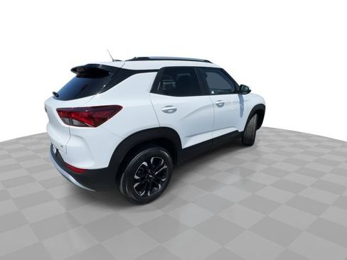 Certified 2023 Chevrolet TrailBlazer LT w/ Convenience Package AWD/4WD image 8