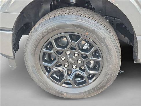Used 2024 Ford F150 XLT w/ XLT Black Appearance Package RWD image 22