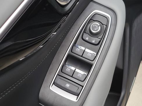 Certified 2025 Subaru Outback Limited image 18