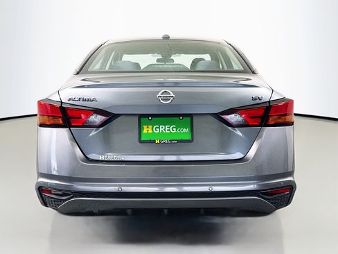 Used 2022 Nissan Altima 2.5 SV FWD image 8