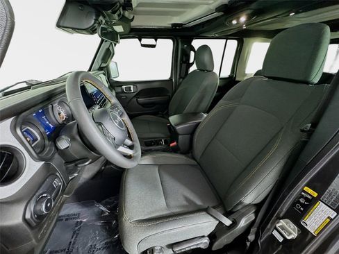 Used 2024 Jeep Wrangler Unlimited Sport AWD/4WD image 11