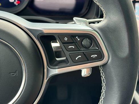 Certified 2023 Porsche Cayenne AWD/4WD image 28