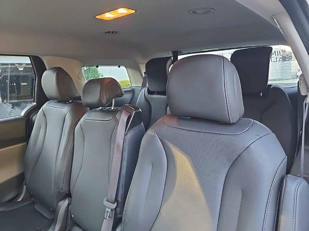 Certified 2026 Kia Carnival EX FWD image 30